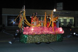 Photo courtesy of Holiday Lights Parade of Arlington