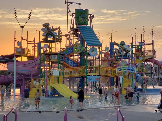 park-after-dark-at-nrh20-family-water-park-southlake-style